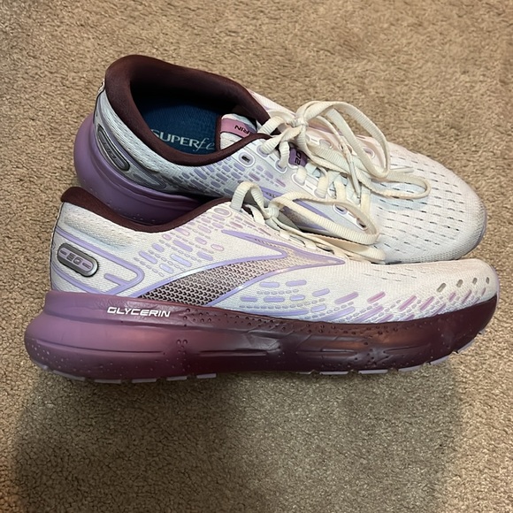 Brooks Glycerin Shoes - Picture 2 of 6